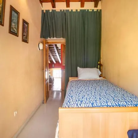 Old Cellar Surrounded By A 12th Century Parking Free Homestay Jerez de la Frontera