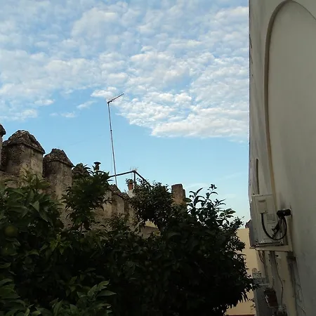 Homestay Old Cellar Surrounded By A 12th Century Parking Free